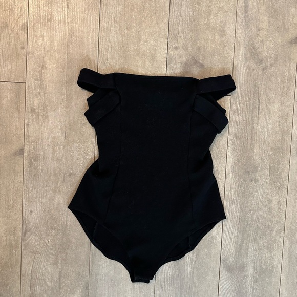 ANGL Black bodysuit women’s size Medium - Picture 12 of 16